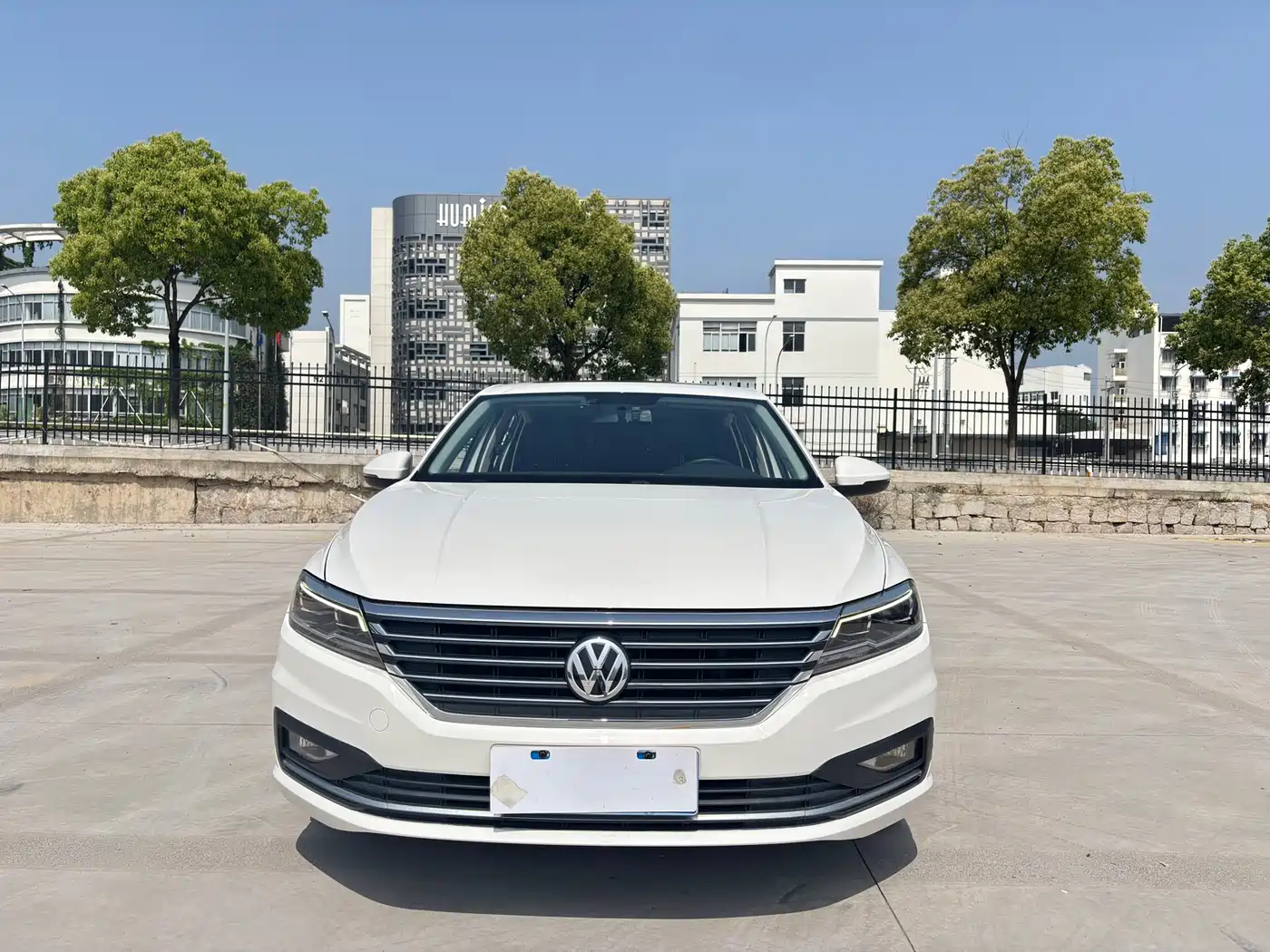 Volkswagen Lavida 2019 1.5L Auto Vision Edition China V фото 2