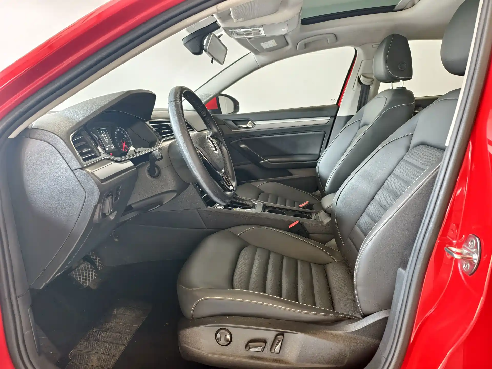 Photo 12 - Volkswagen Lamando