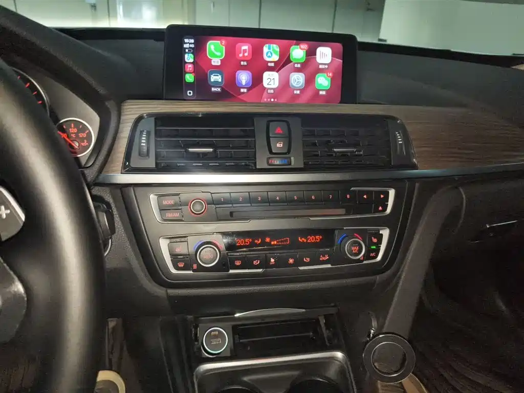 BMW 3 Series GT 2013 320i Style Design Package фото 10