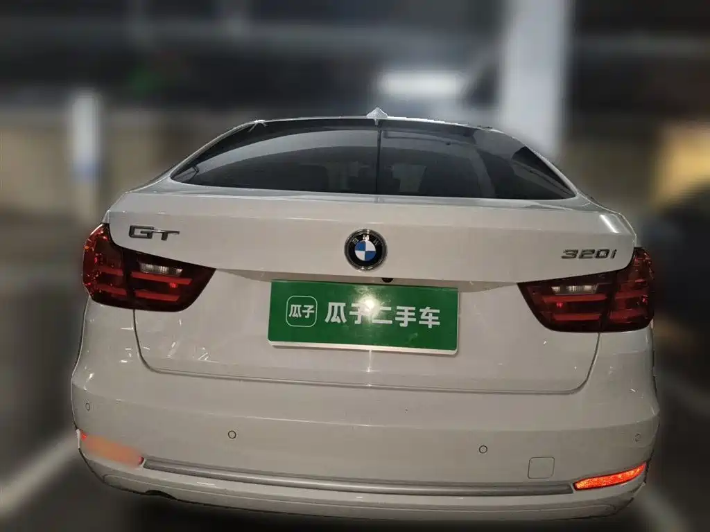 BMW 3 Series GT 2013 320i Style Design Package фото 4