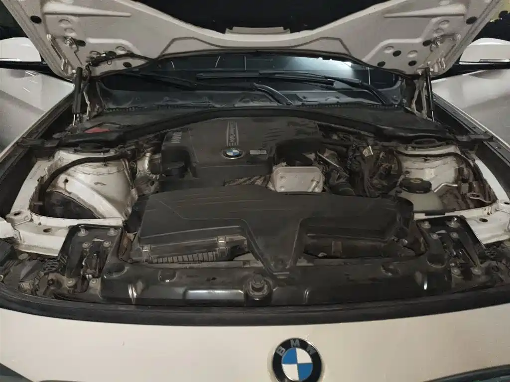 BMW 3 Series GT 2013 320i Style Design Package фото 17