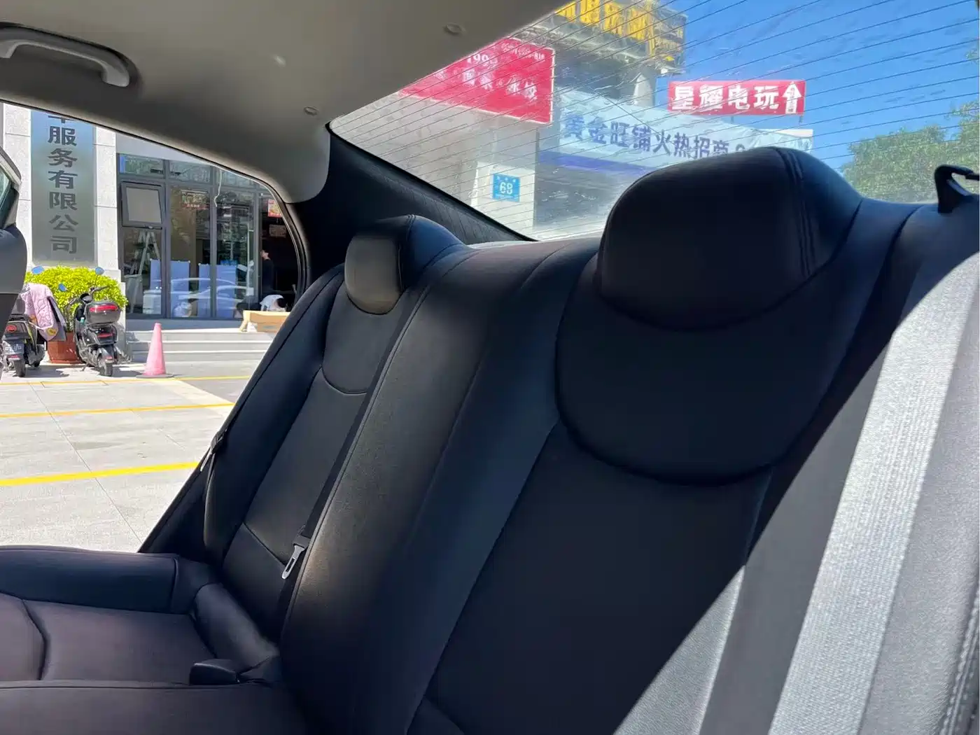 Hyundai Langdong 2016 1.6L Automatic Smart Edition фото 17