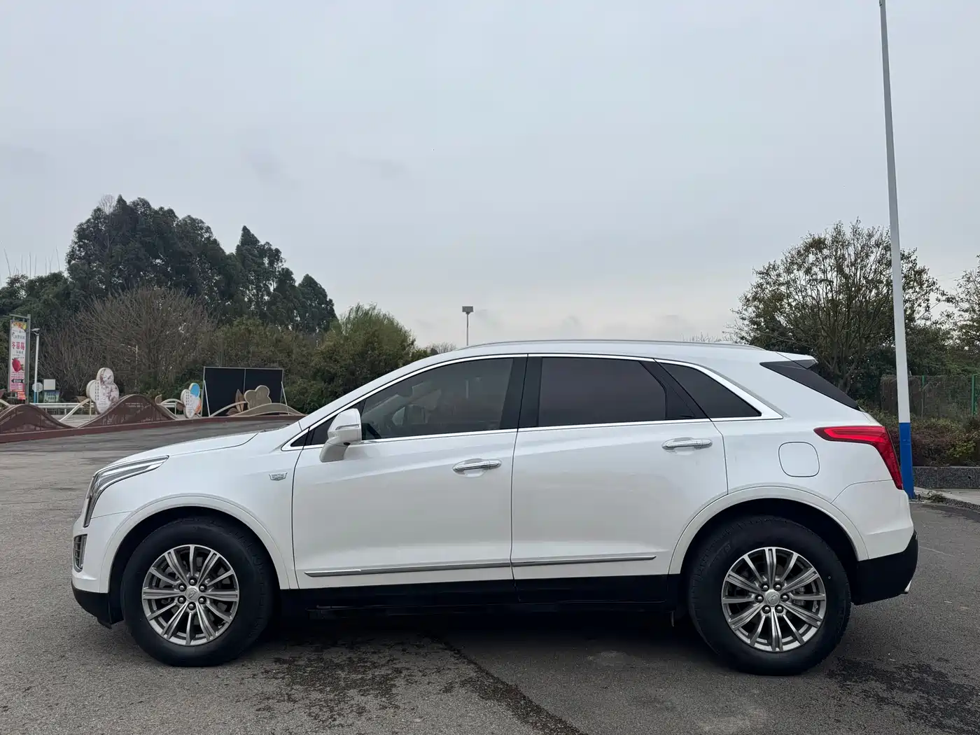 Cadillac XT5 2016 25T Luxury Model фото 4