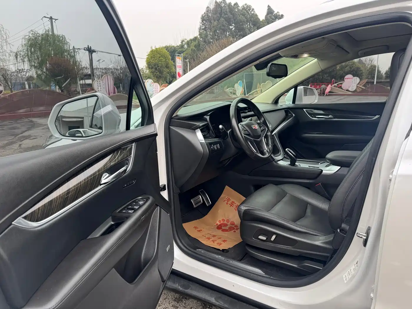 Cadillac XT5 2016 25T Luxury Model фото 11