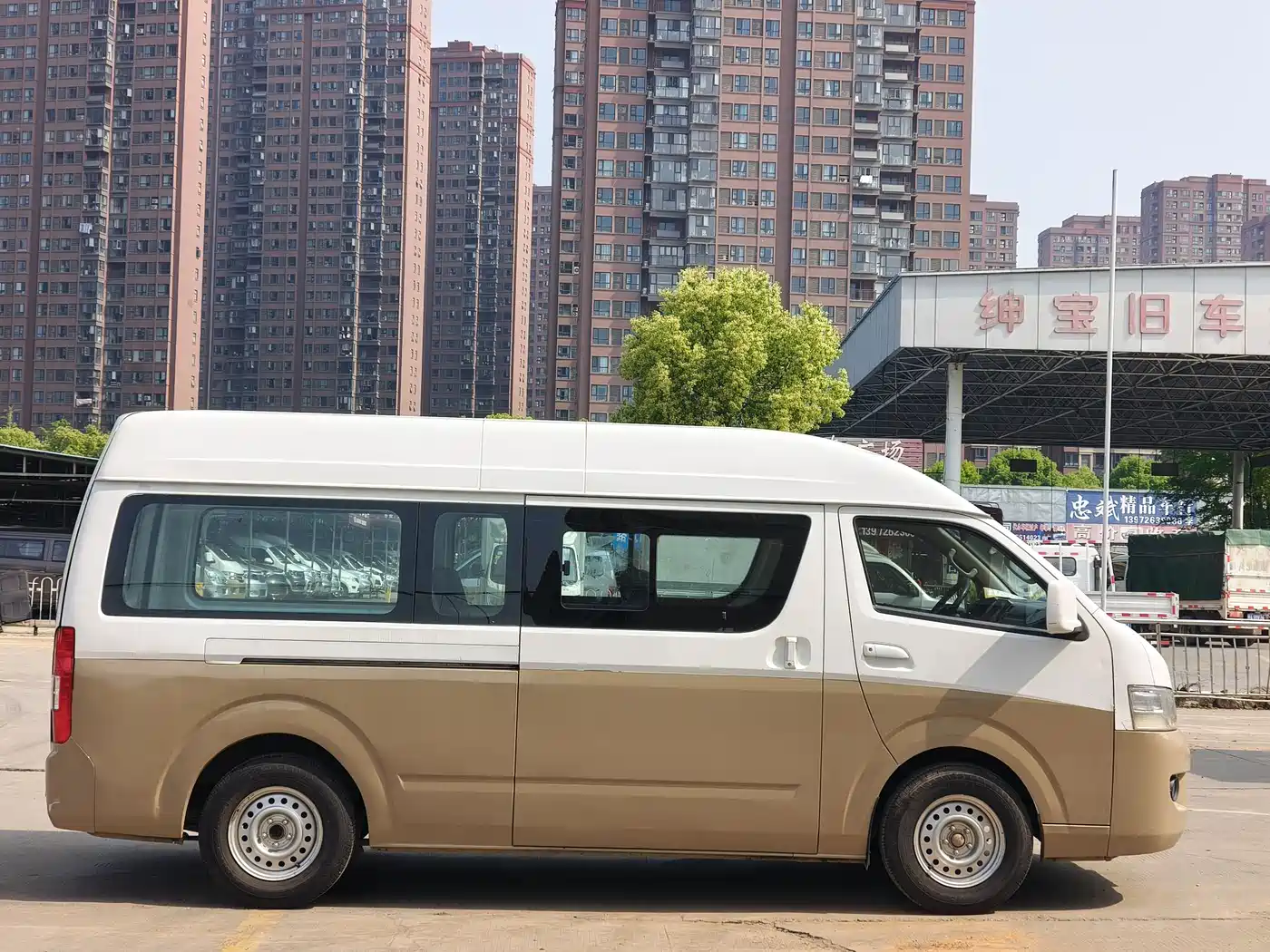 Foton Fengjing G7 2019 2017 2.0L Long Wheelbase Commercial Cargo Van High Roof 6-seater 4Q20M