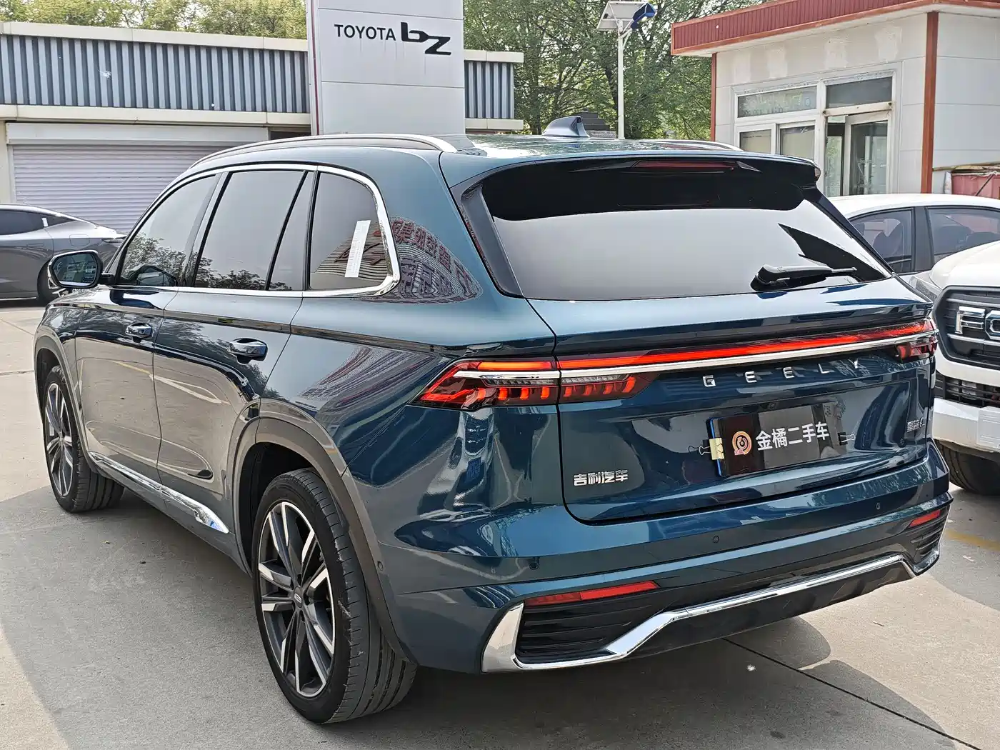 XINGYUE L