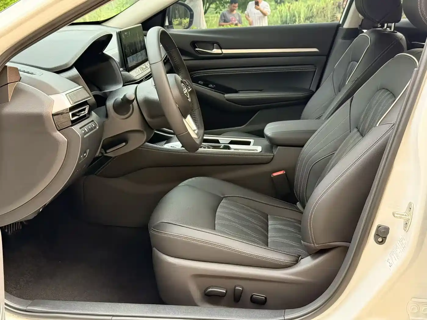NISSAN TEANA