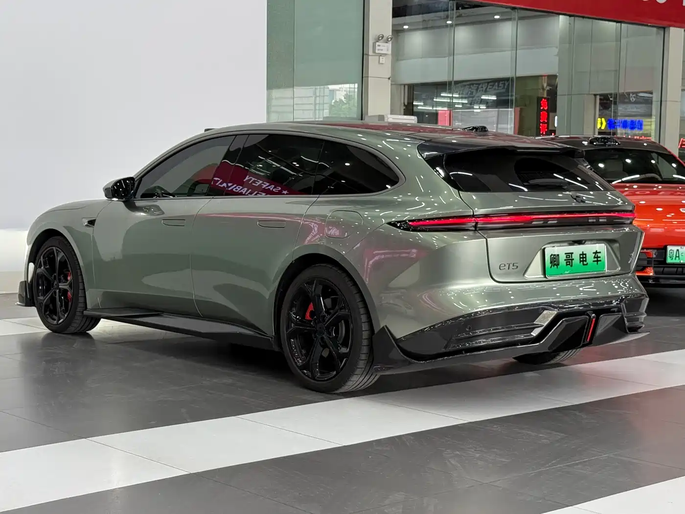 NIO ET5T 2023 100kWh Touring фото 4