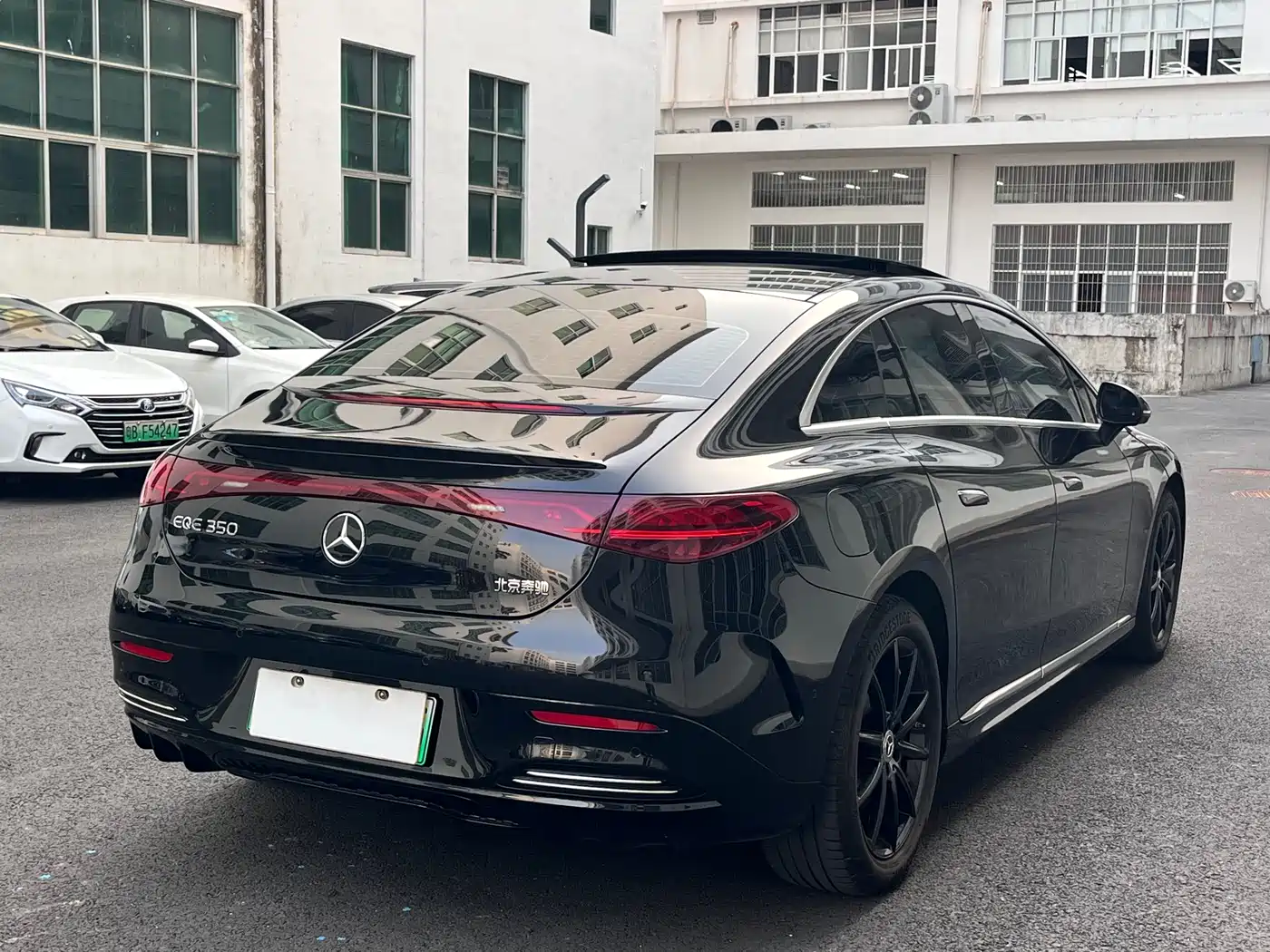 Mercedes-Benz EQE 2022 350 Pioneer Edition фото 20