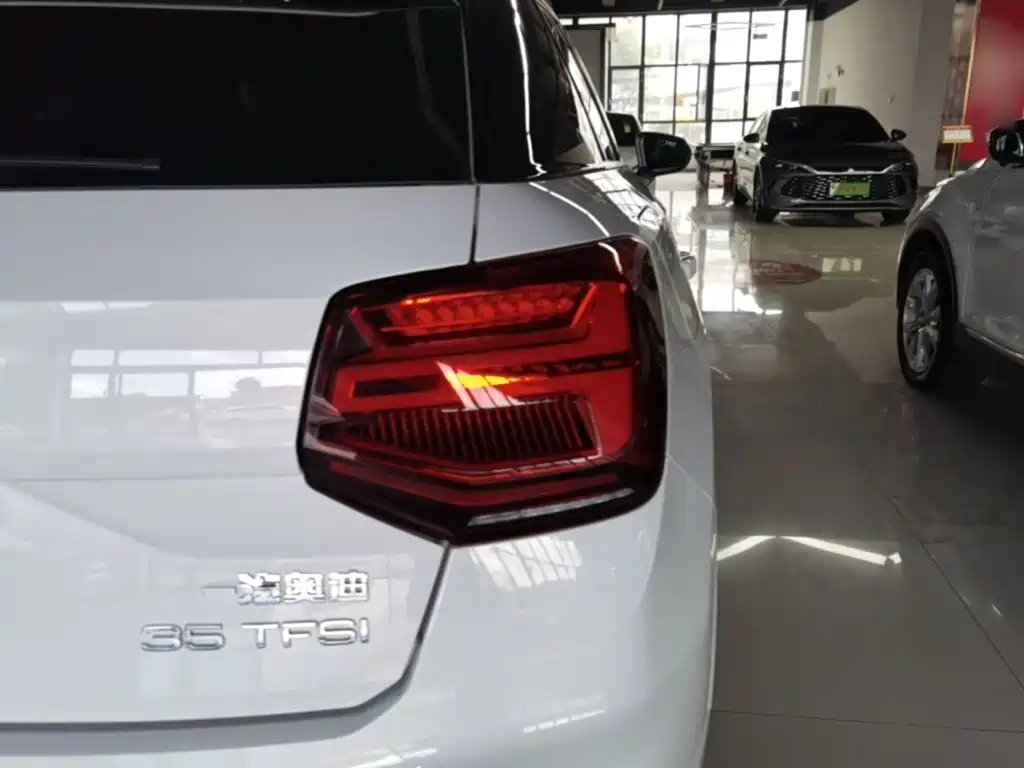 Audi Q2L 2024 2024 35TFSI Progressive Sport
