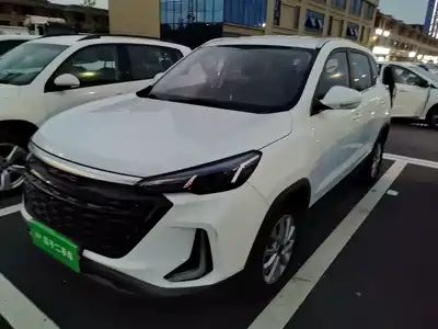 BAIC X3