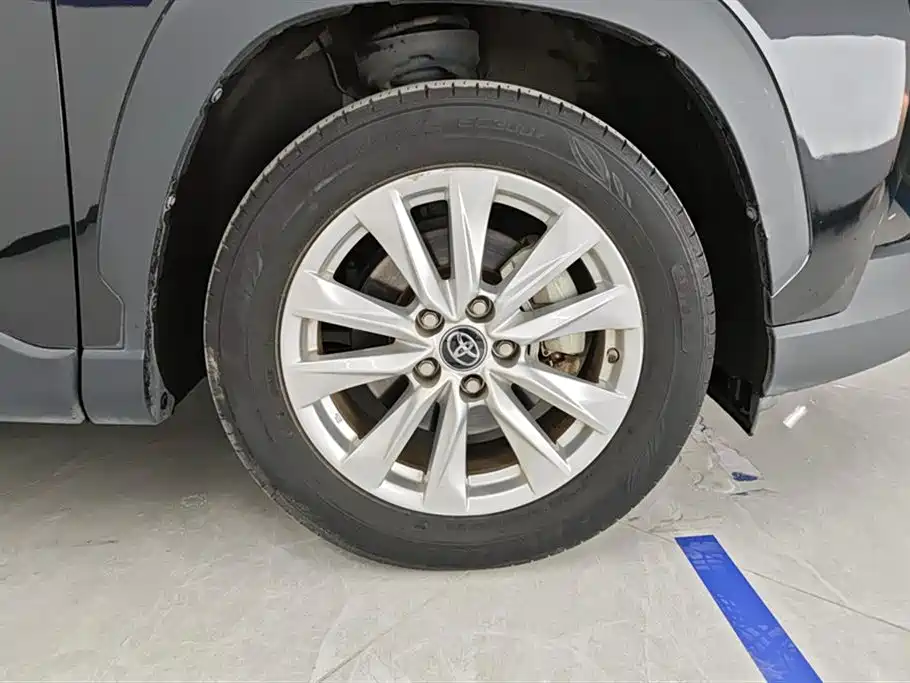 Toyota Corolla Cross 2022 2.0L Pioneer Edition фото 6