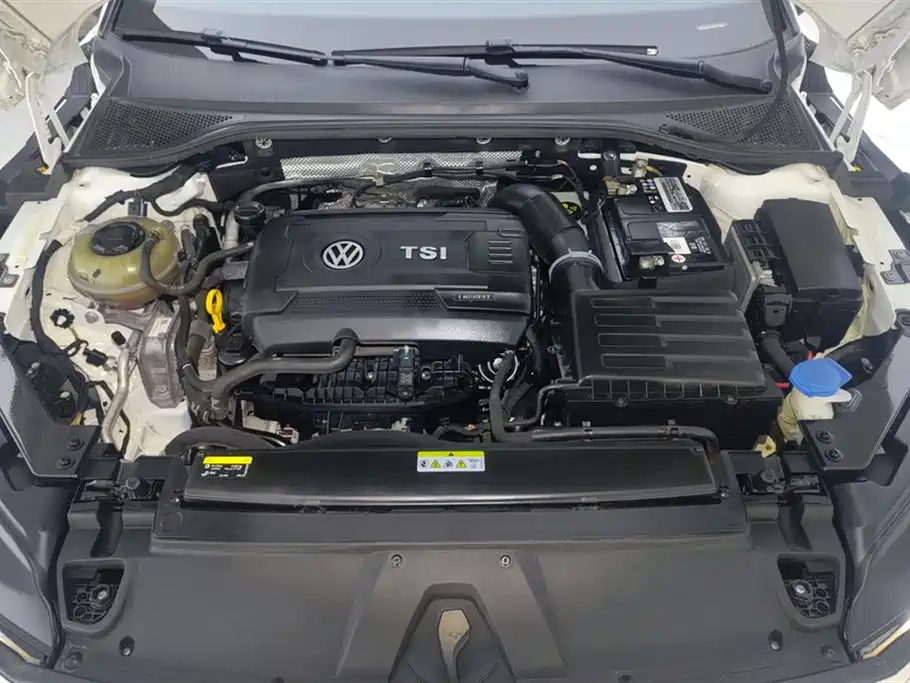 Volkswagen FAW-Volkswagen CC 2021 380TSI Eye-catching Edition фото 10