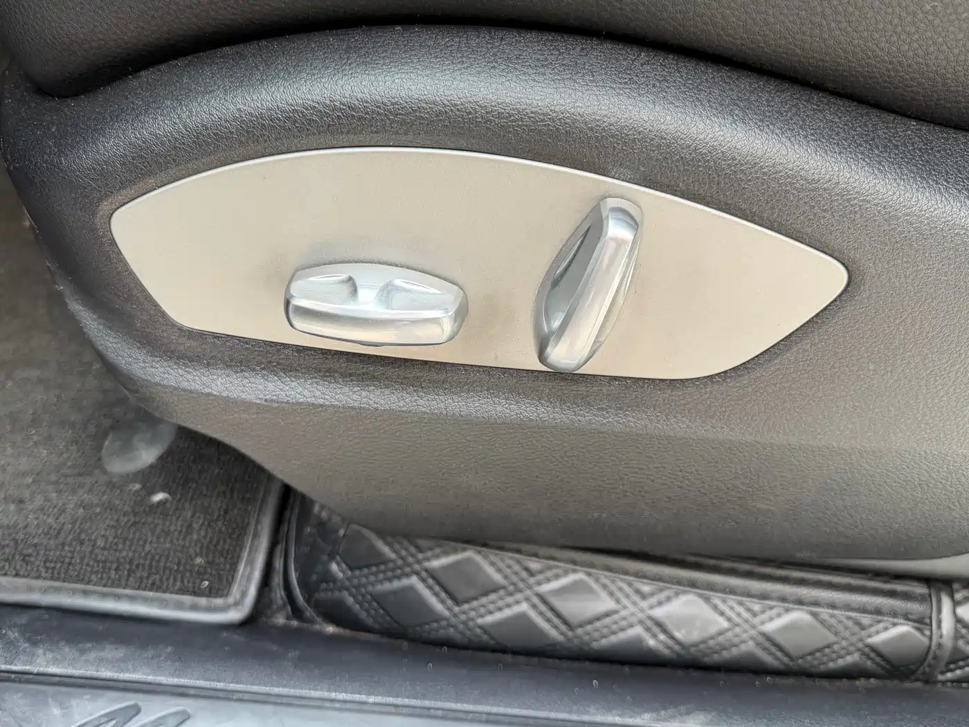 Porsche Macan 2017 Macan 2.0T фото 19