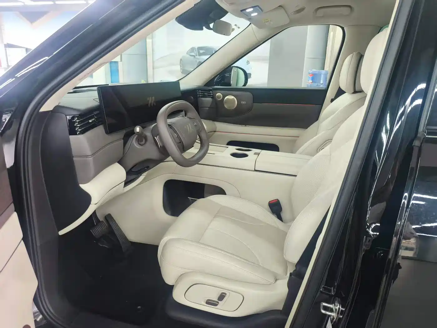 IM Motors IM LS8 2026 2026 Model Base Version 5-seater