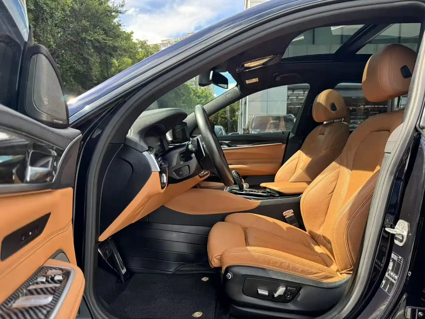 BMW 6 Series GT 2018 630i Luxury Design Package фото 3