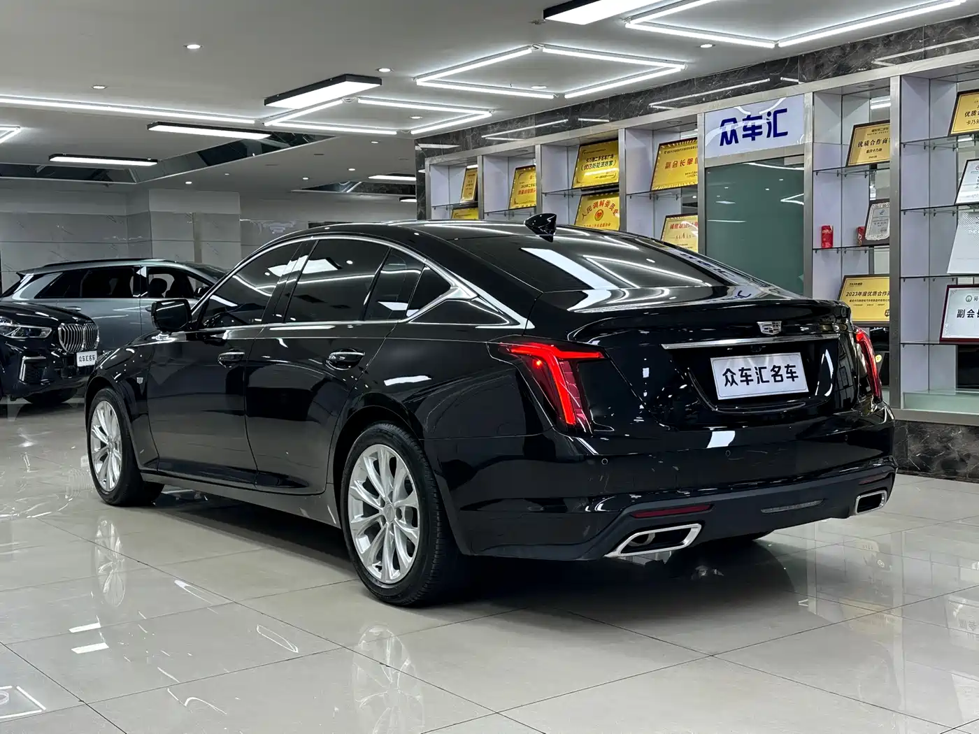 CADILLAC CT5