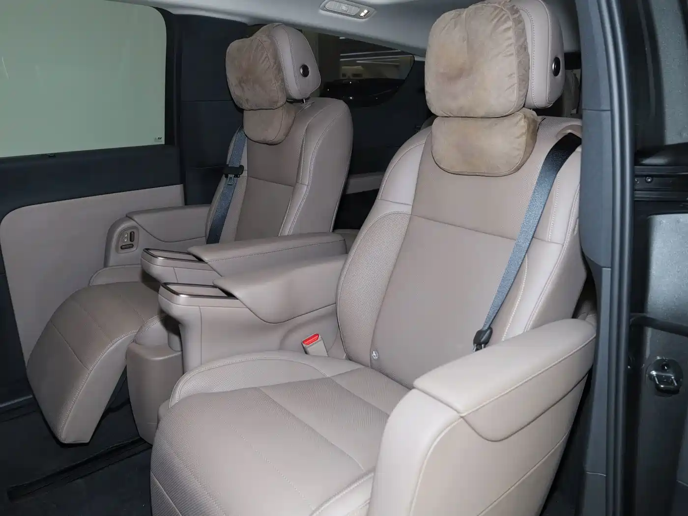 Li Auto MEGA 2025 2025 Ultra Smart Renewal Edition