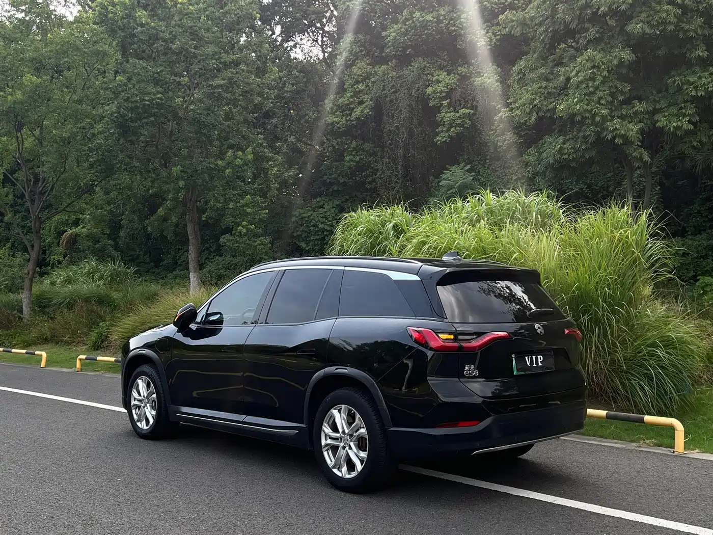 NIO ES8 2018 2018 355KM Base Model 7-Seater Version
