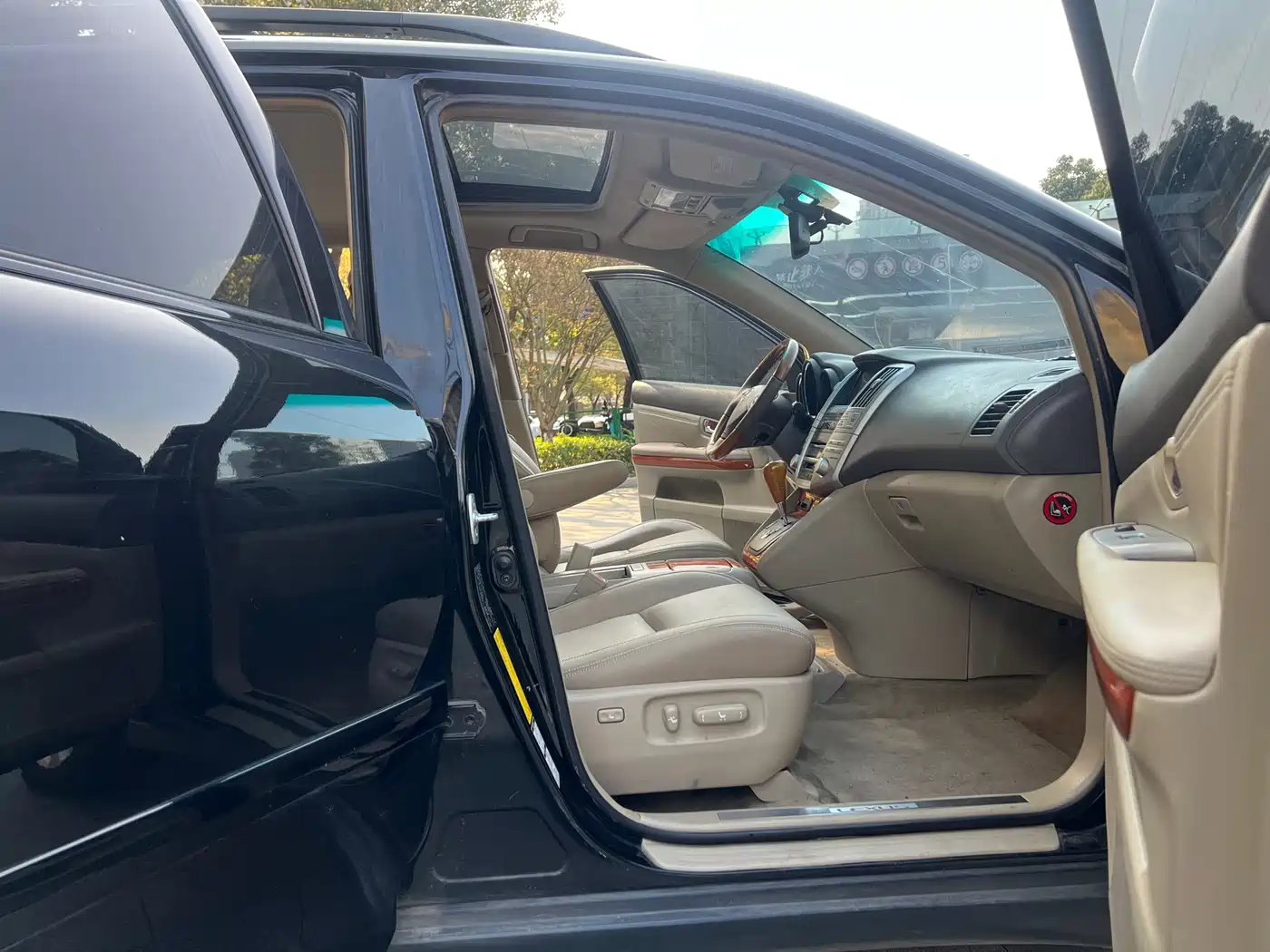 Lexus RX Classic 2009 Model 350 Luxury Edition фото 12