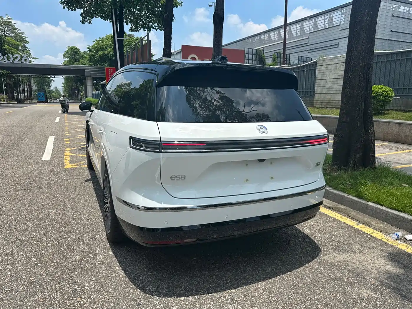 NIO ES8 2026 2025 Model 6-Seat Executive Luxury Edition