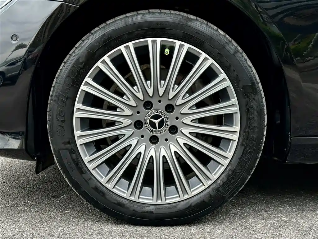 Mercedes-Benz E-Class 2021 E 300 L Fashion фото 36