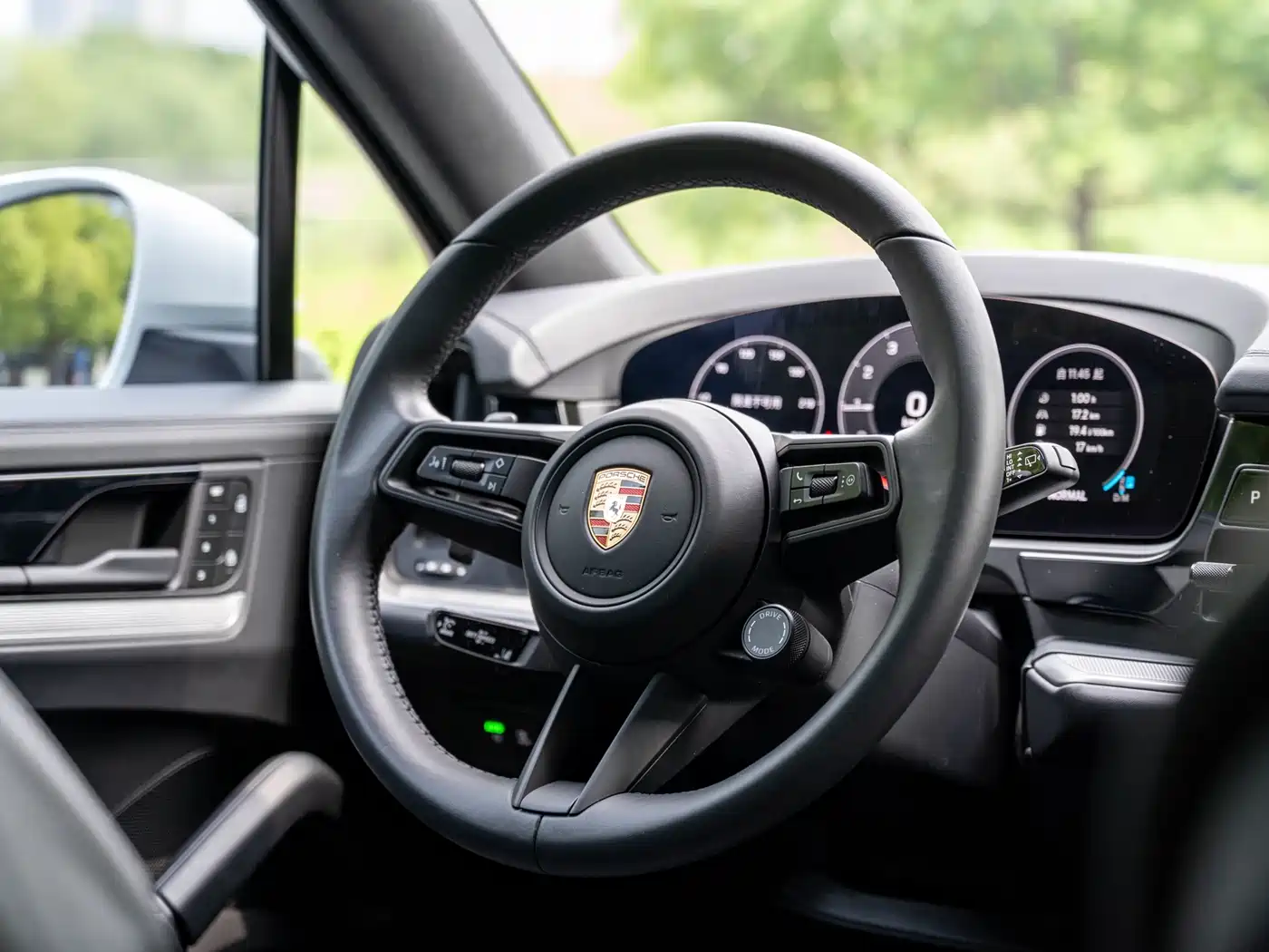 Porsche Cayenne 2025 Cayenne 3.0T Dream Chaser Edition фото 23