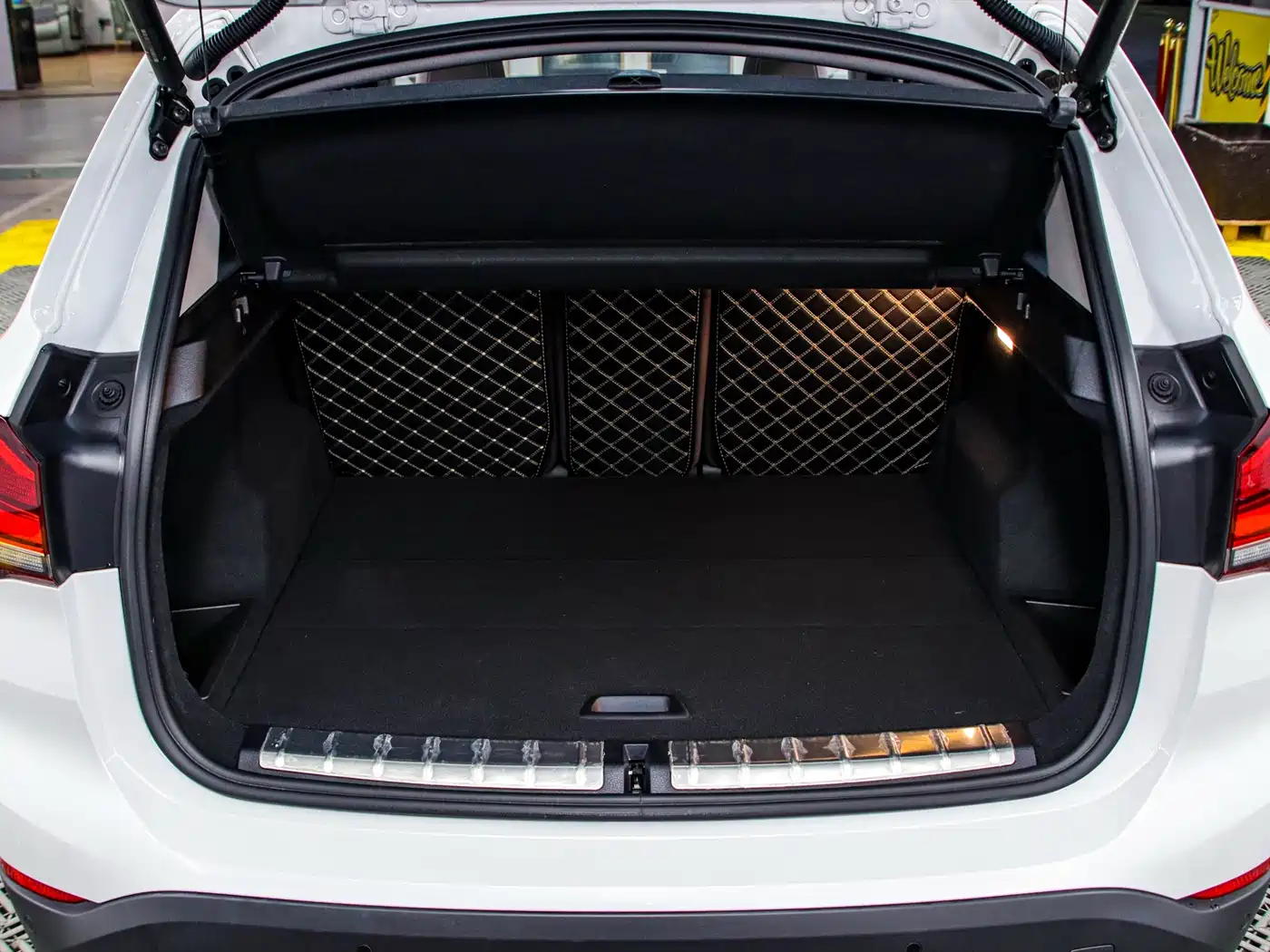 BMW X1 2022 sDrive20Li Fashion фото 17