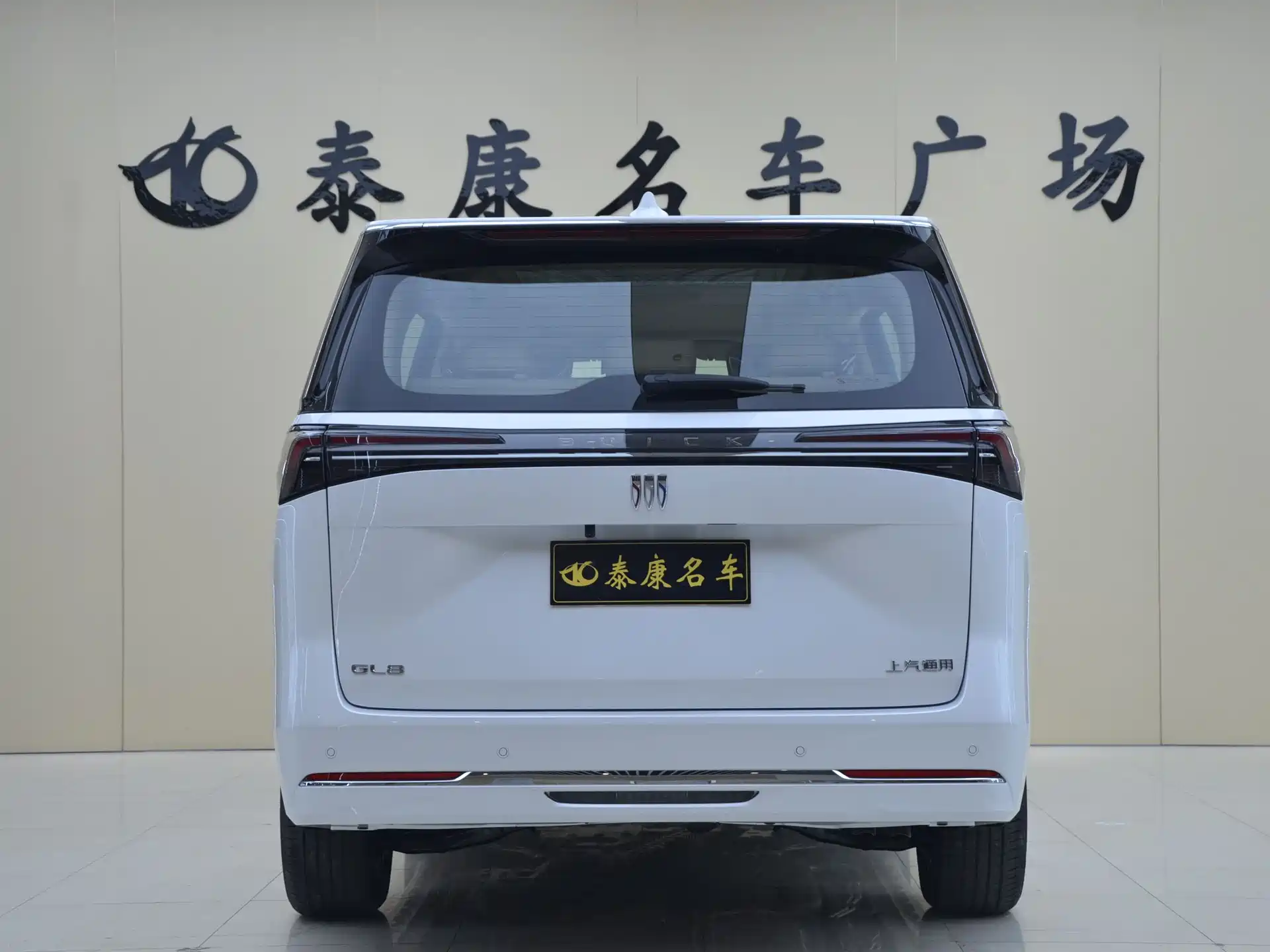 Фото 3 - Buick GL8
