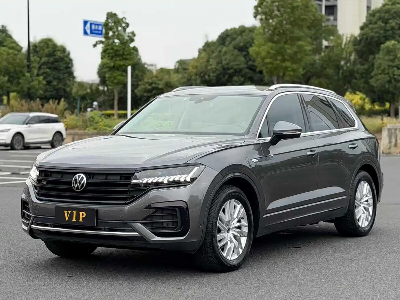 2023 Volkswagen Touareg