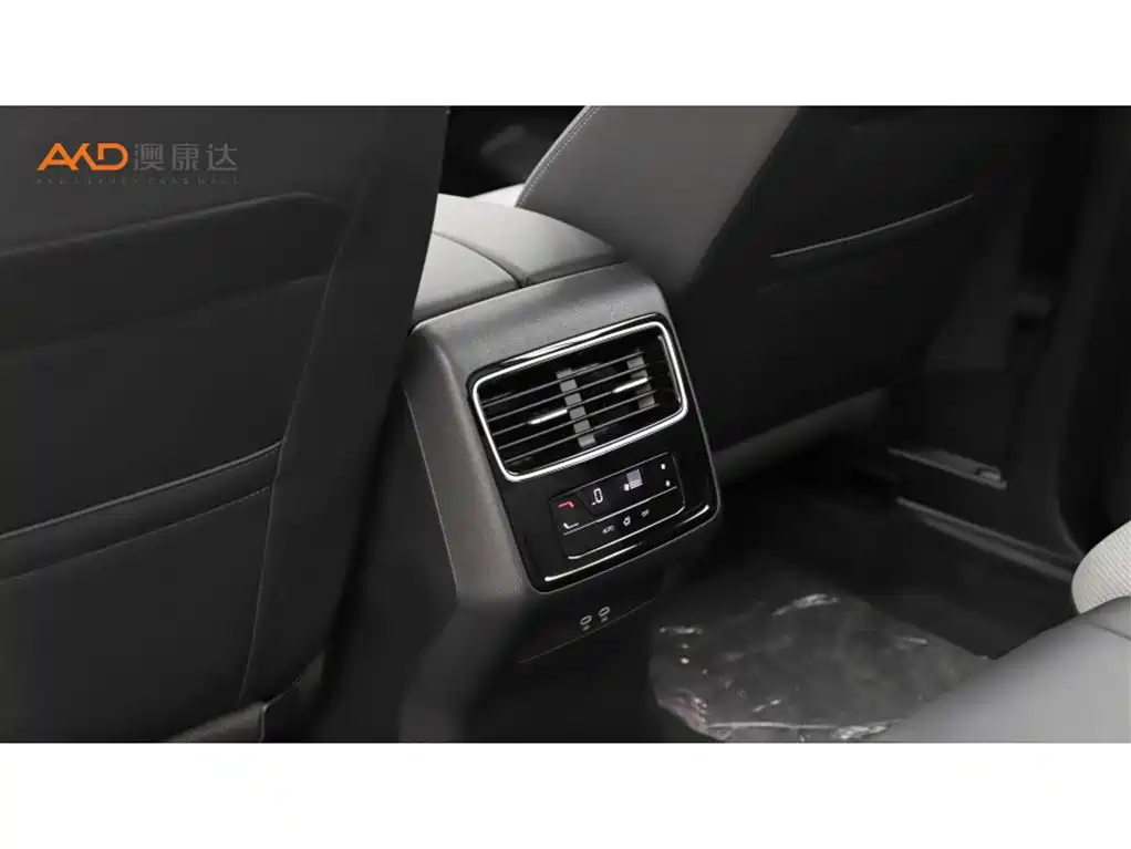 Volkswagen Talagon 2024 380TSI 4WD R-Line Cruise Shared Edition фото 9