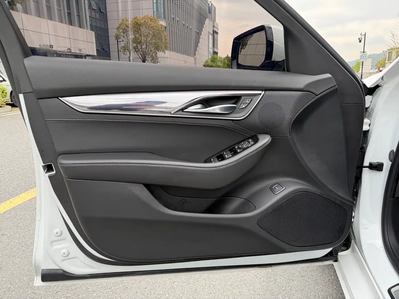 Cadillac CT5 2020 Facelift 28T Fashion Edition фото 4