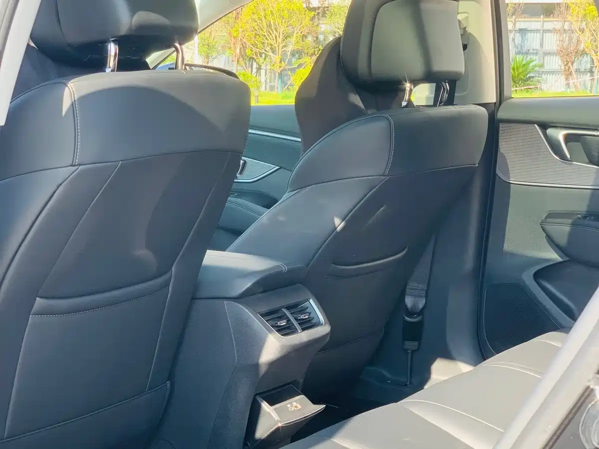 Buick LaCrosse 2025 2025 Model 28T Platinum Edition