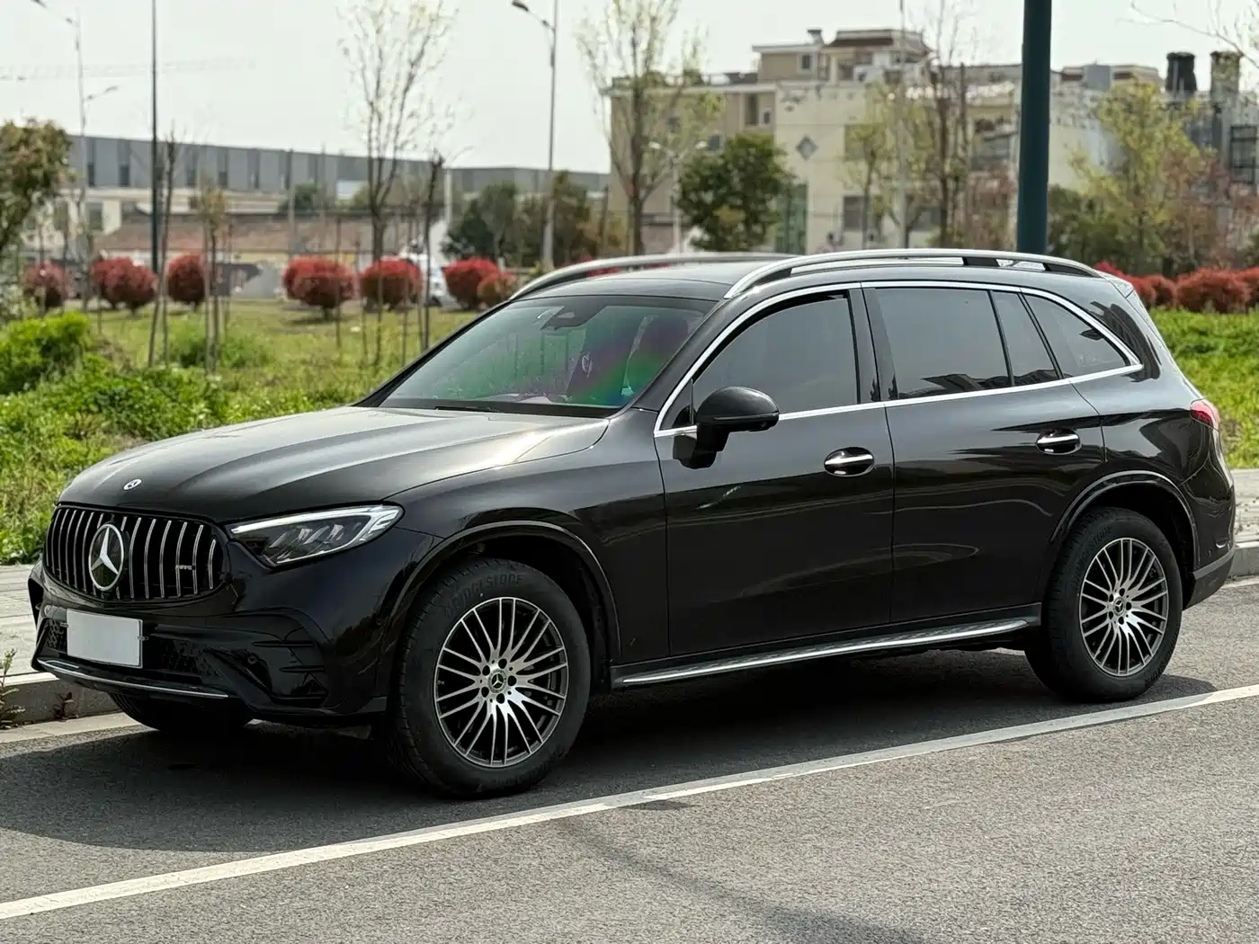 Mercedes-Benz GLC 2025 GLC 300 L 4MATIC Dynamic 5-seater