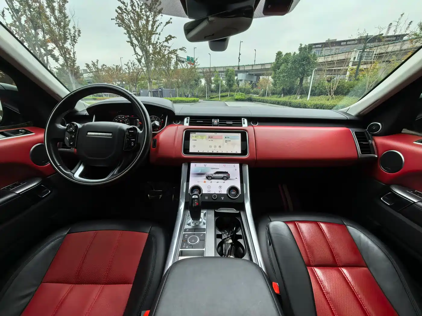 Land Rover Range Rover Sport 2020 3.0 L6 HSE DYNAMIC фото 8