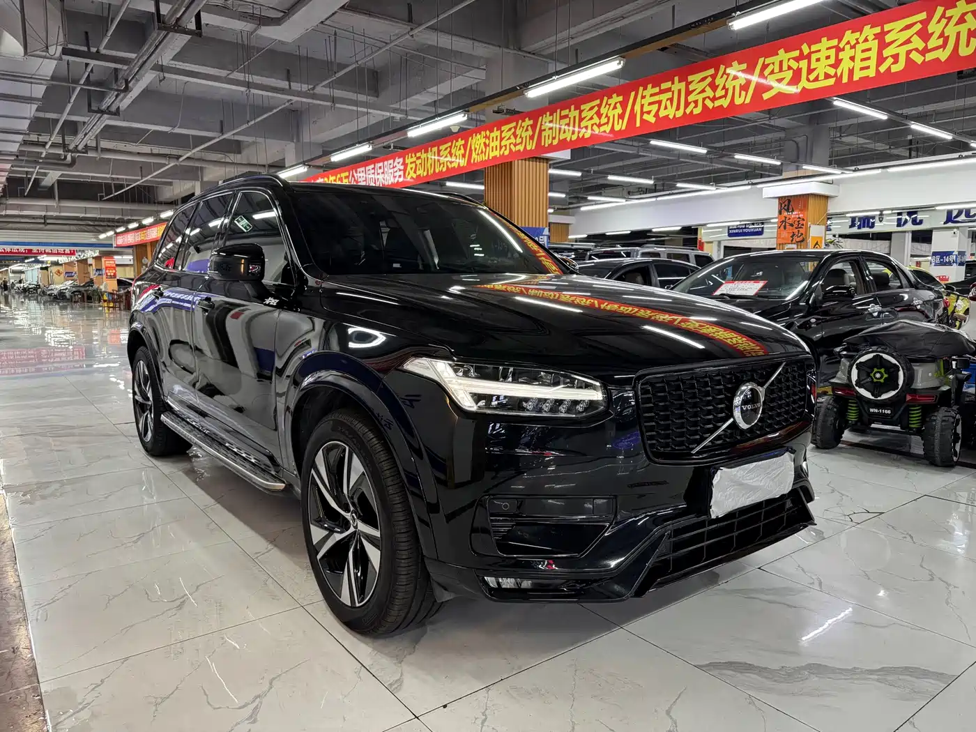 Фото 3 - Volvo XC90