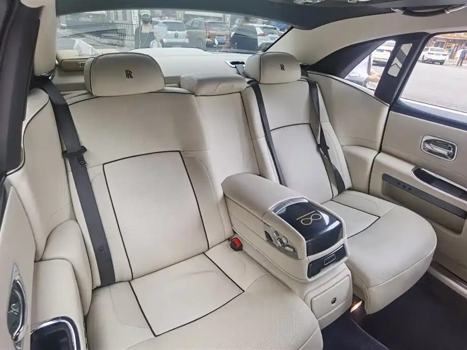Rolls-Royce Ghost 2014 6.6T Extended Edition фото 7