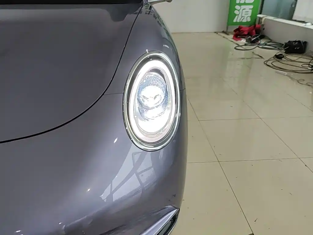 Ora Lightning Cat 2022 2022 555km Premium Edition