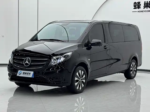 MERCEDES-BENZ VITO 2024