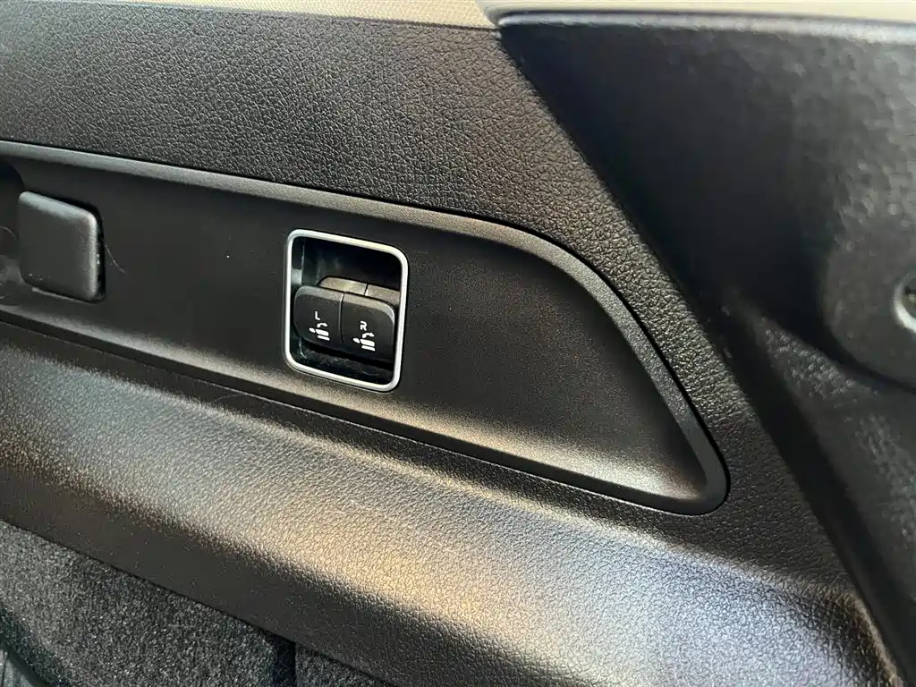 Mercedes-Benz GLE 2023 GLE 350 4MATIC Fashion фото 19