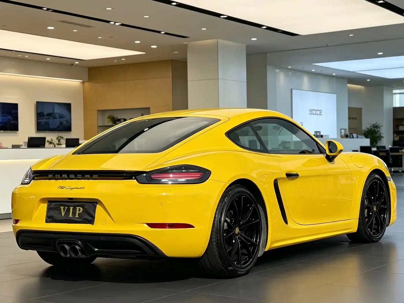 Porsche 718 2018 Cayman 2.0T фото 9