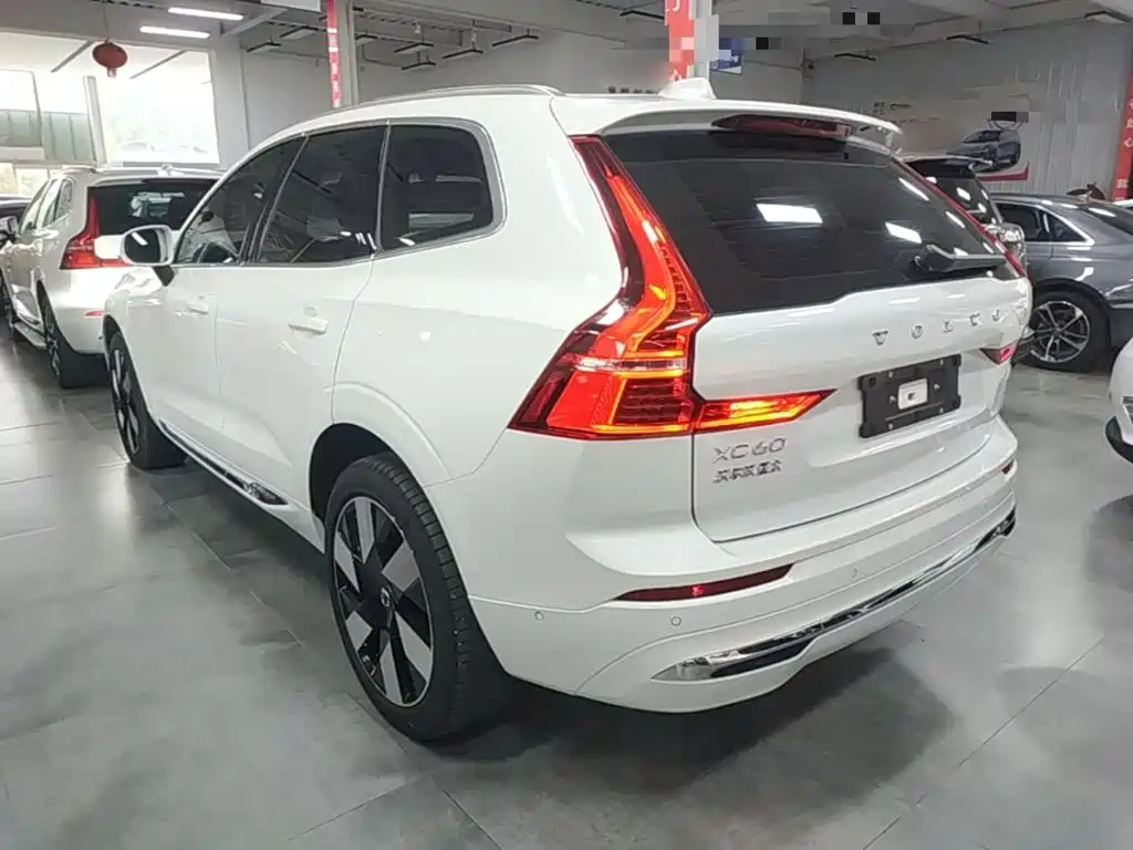 Volvo XC60 Plug-in Hybrid 2024 2024 T8 PHEV Long Range AWD Smart Elite Luxury Edition