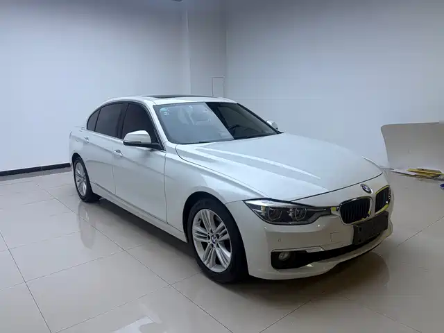 BMW 3 Series 2017 320Li Fashion — фото 3