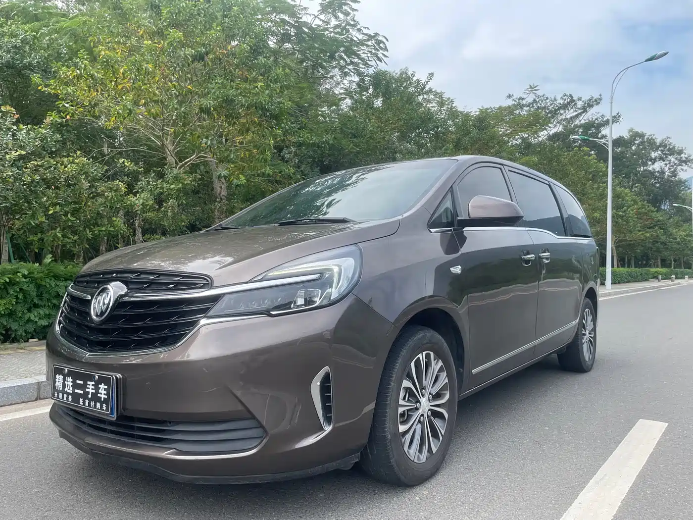 BUICK GL8