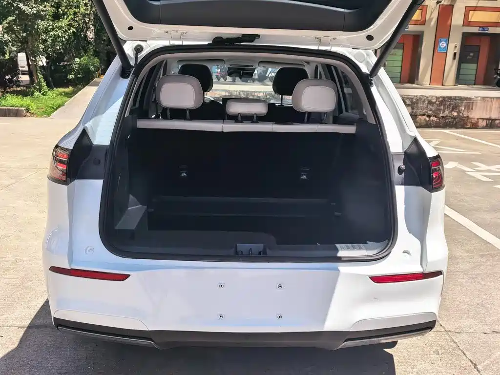 Geely Galaxy Galaxy E5 2024 2024 530km Explore+ Edition
