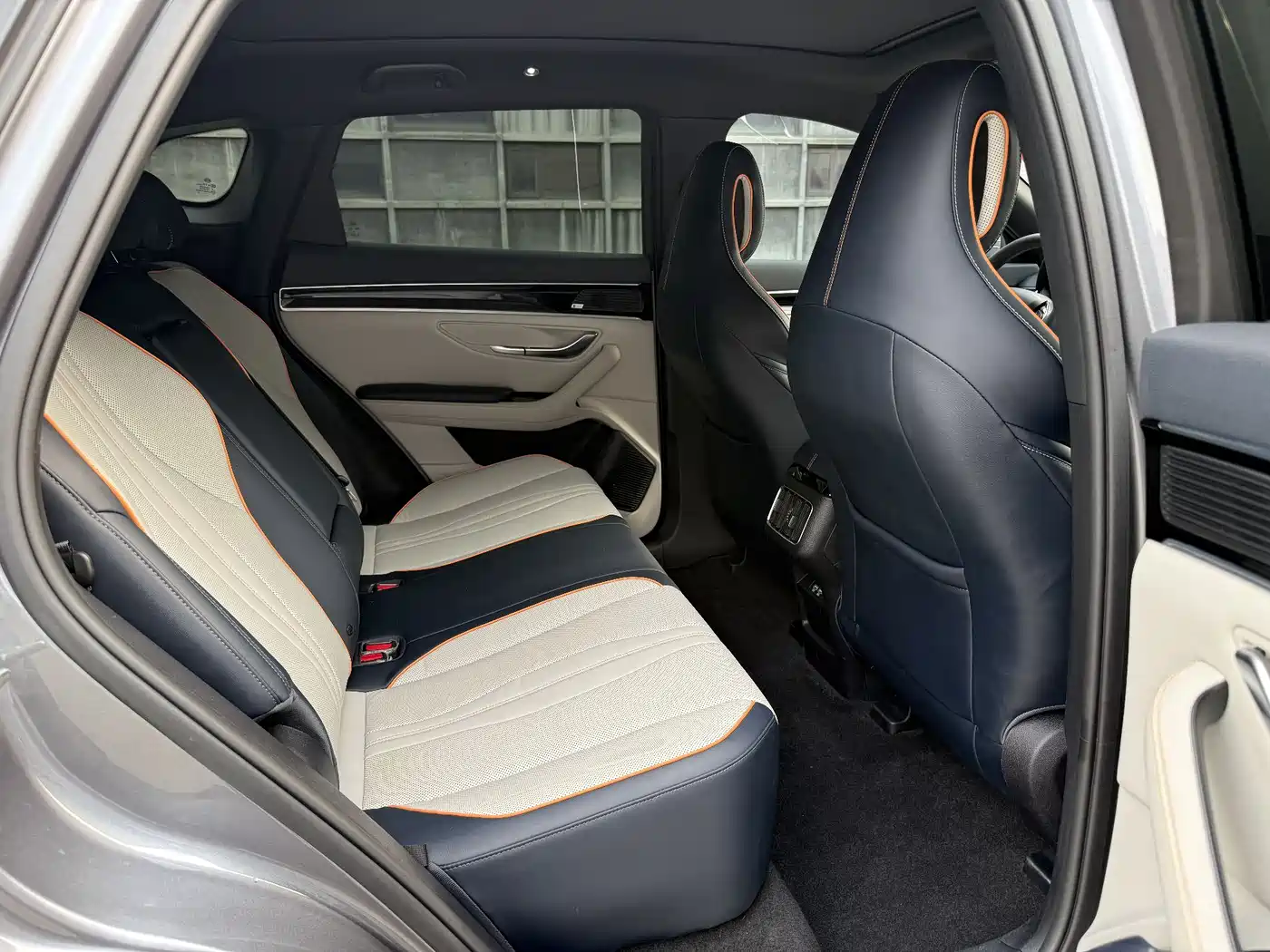 BYD Song PLUS PHEV 2021 EV Flagship фото 10