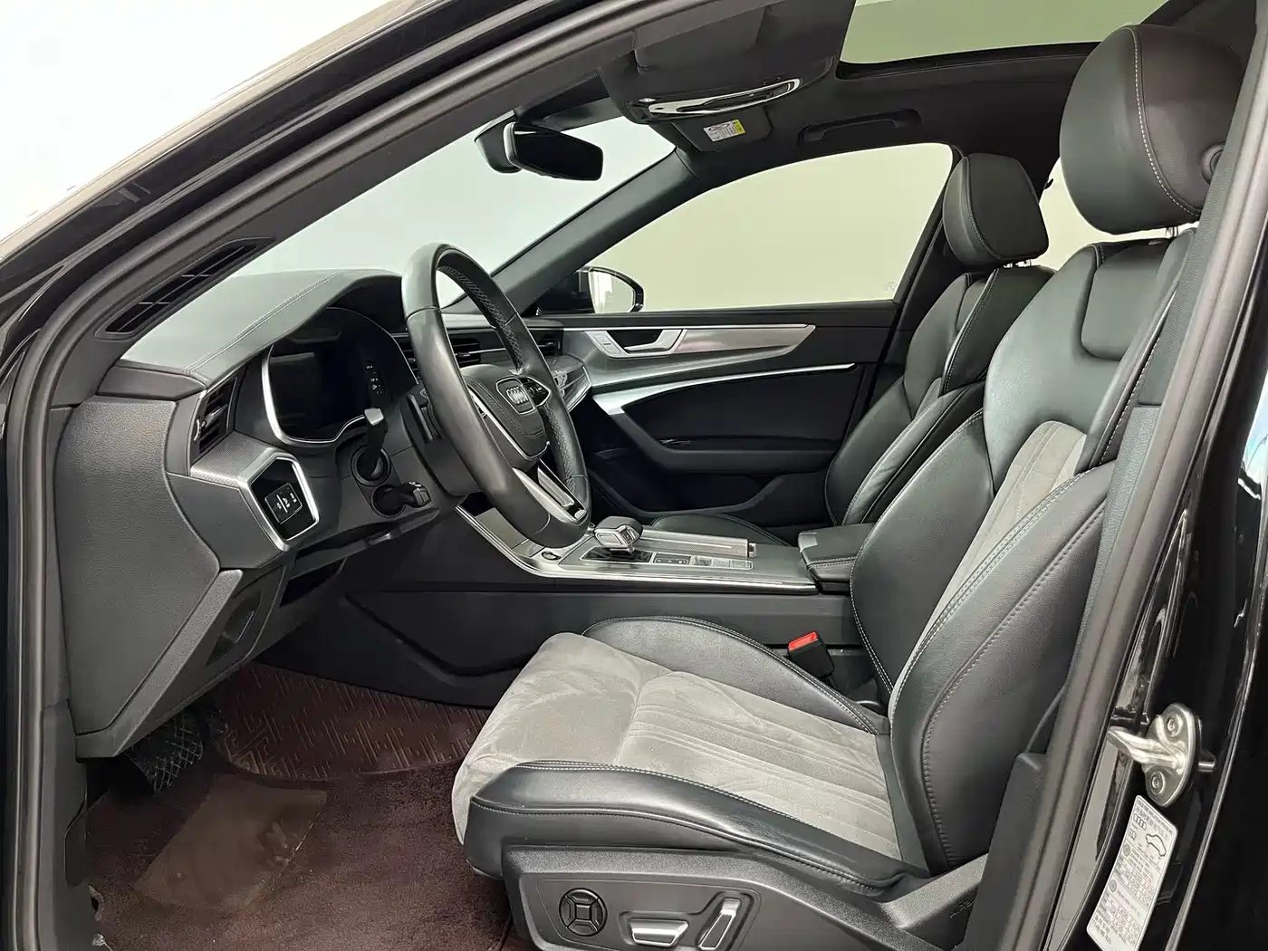 Audi A6L 2024 45 TFSI Premium Dynamic фото 3