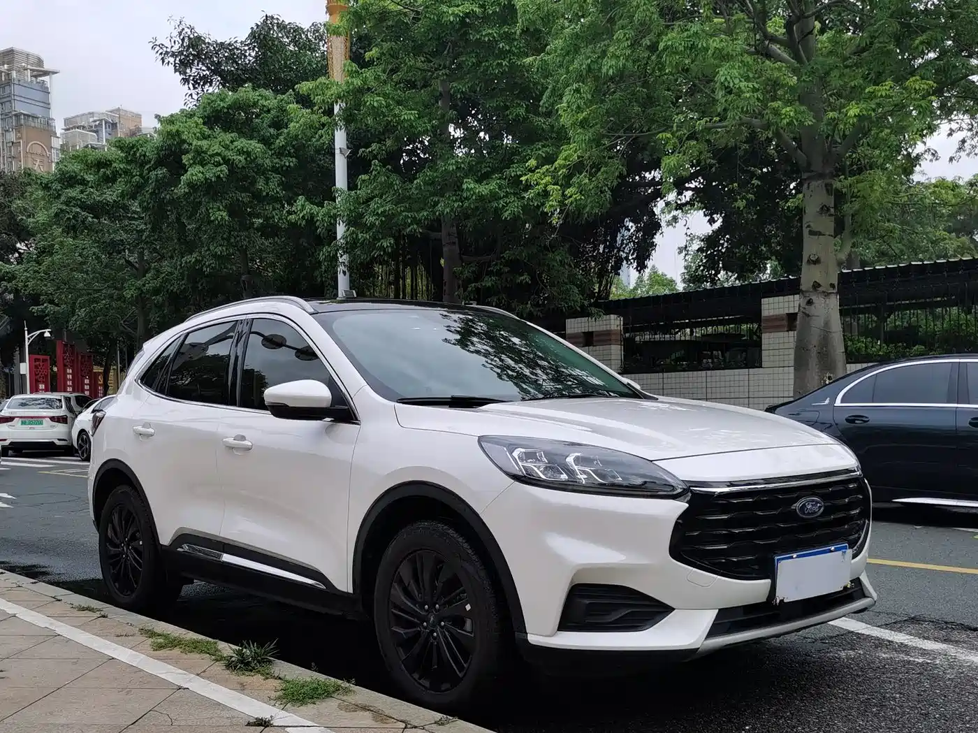 FORD RUIJI