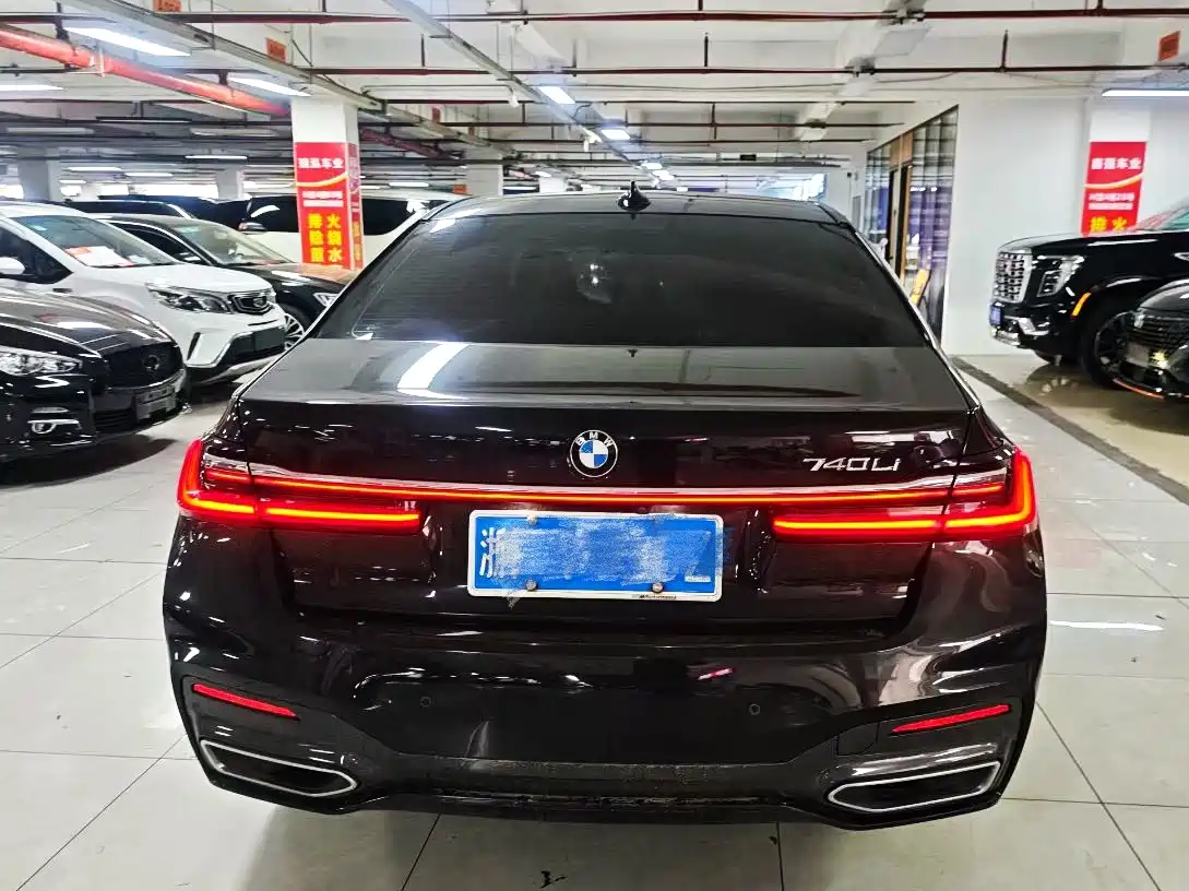 BMW 7 Series 2021 Model 730Li M Sport Package фото 5