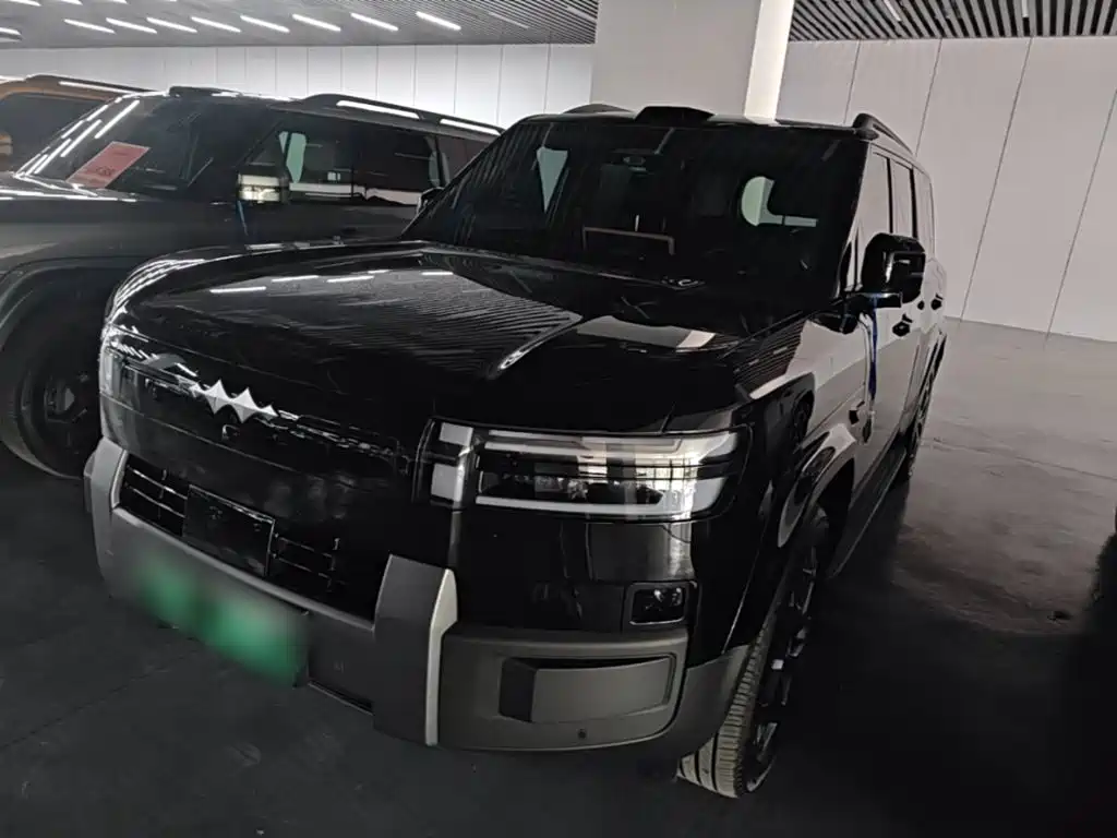 Fang Cheng Bao Titanium 7 2025 AWD Base Model